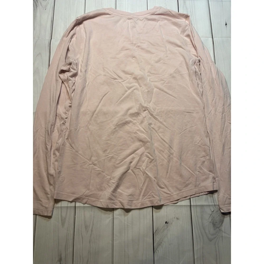 lululemon athletica excellent no